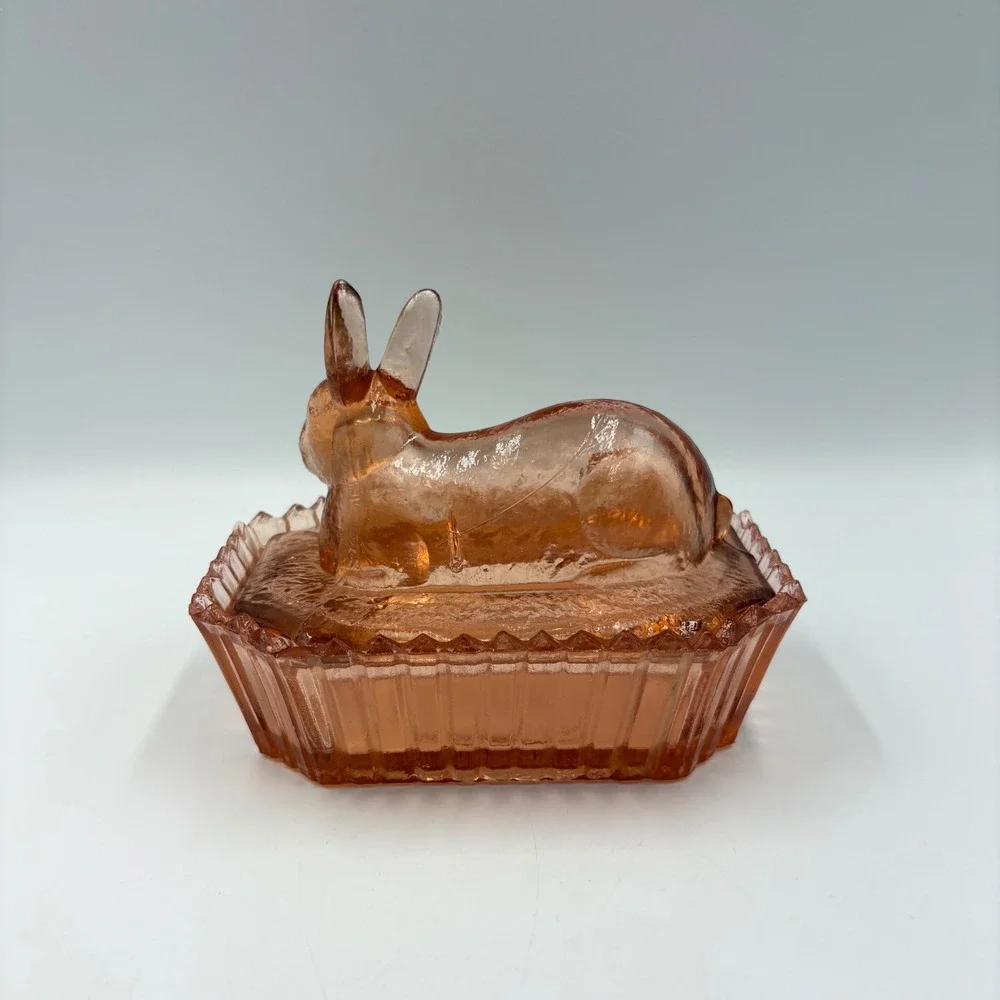 Vintage Rabbit on Nest Trinket Dish Pink Glass Small Easter Bunny‎ Box